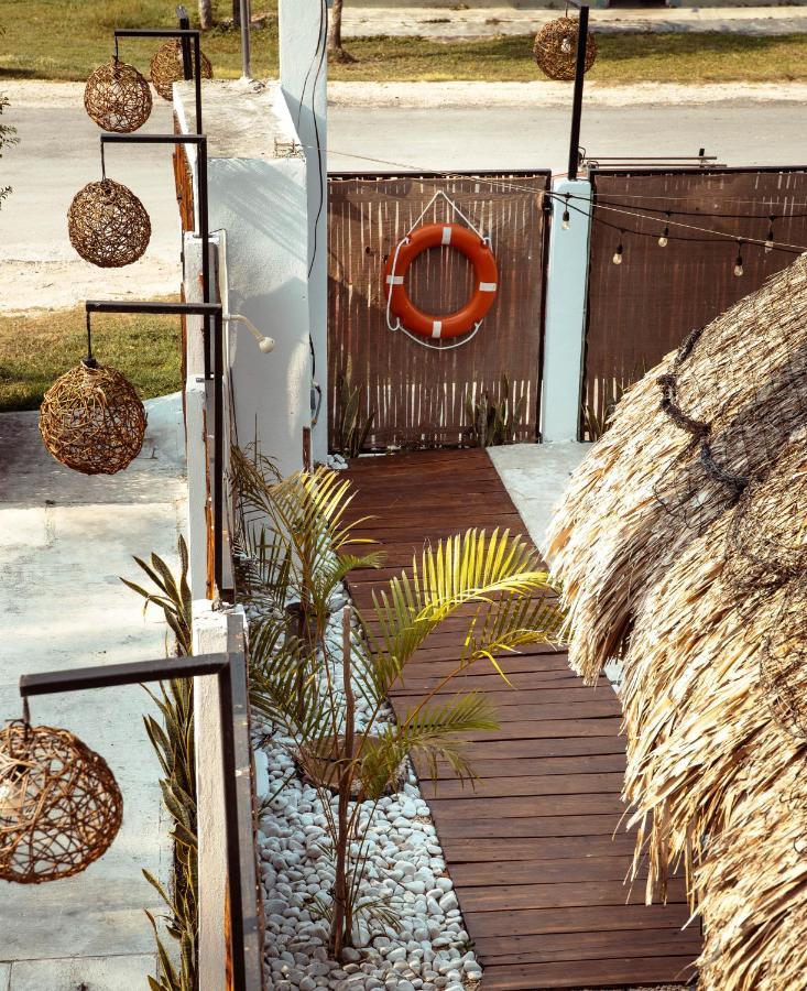 Hotel Y Beach Club Casa Mia Xulha -Bacalar Xul-Ha Exteriör bild