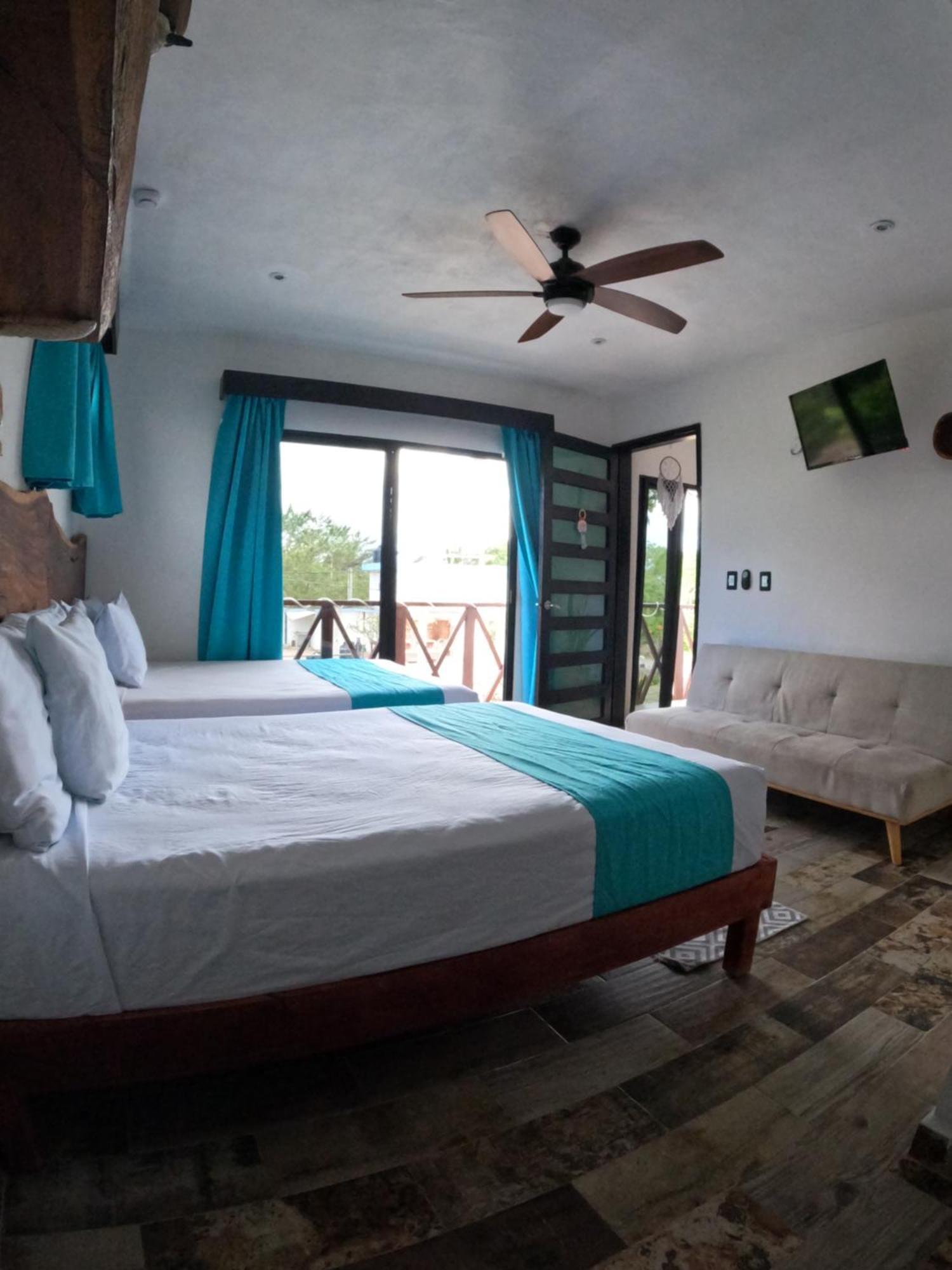 Hotel Y Beach Club Casa Mia Xulha -Bacalar Xul-Ha Exteriör bild